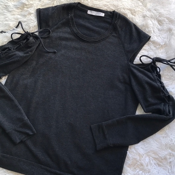 Project Social Cold Shoulder Top - Picture 6 of 16